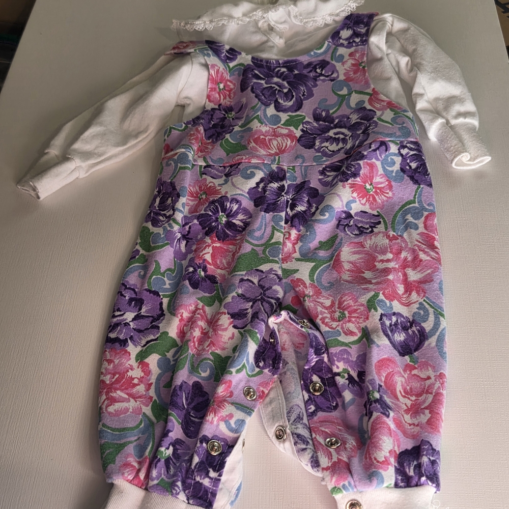 Vintage Pink And Purple Floral Overall Outfit For Baby - Picture 7 of 11